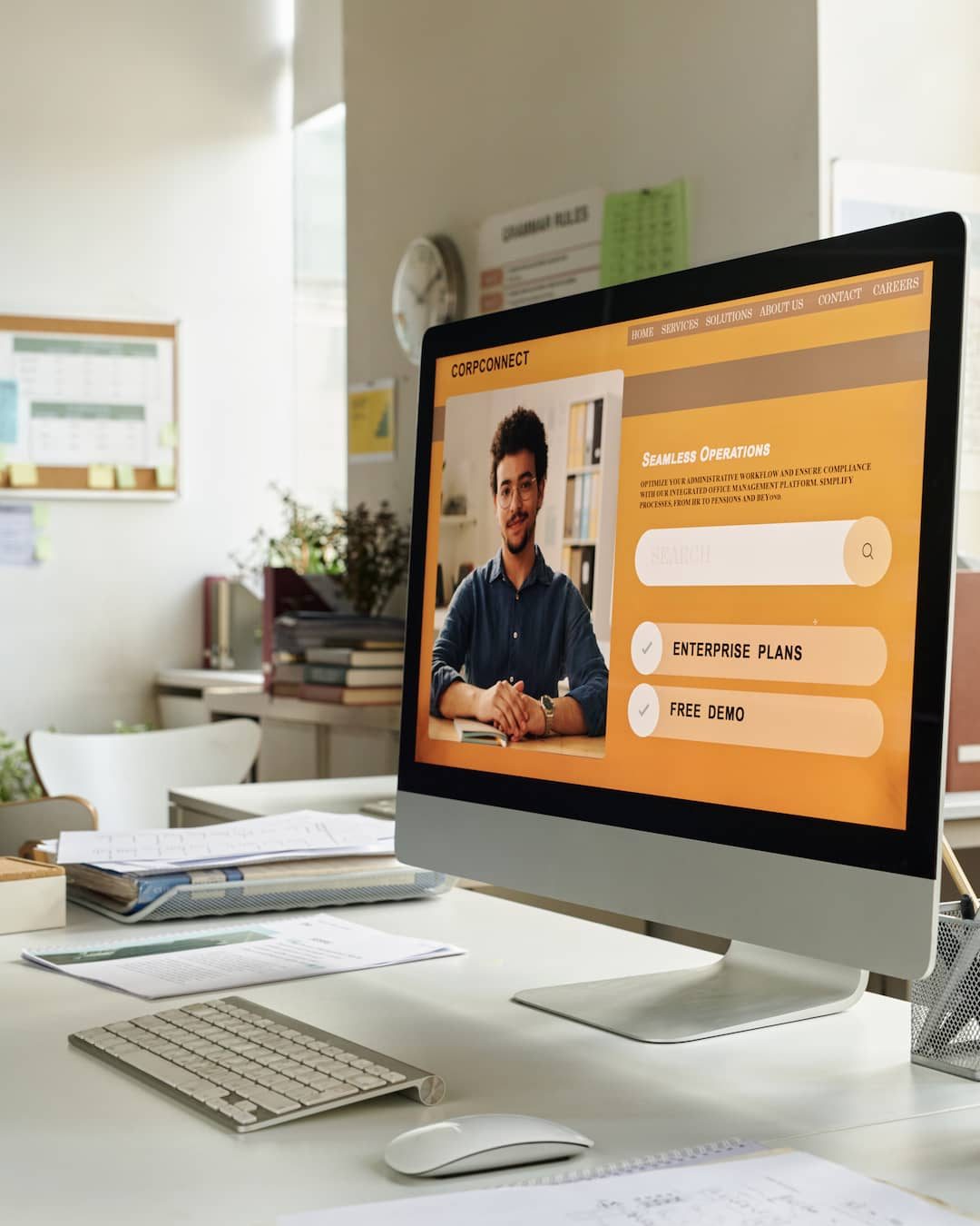 ¿Qué es una Landing Page o Página de Aterrizaje y cómo se relaciona con el Funnel de Conversión?